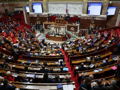 Chcą, żeby Francja wyszła z NATO. Do parlamentu trafił projekt rezolucji