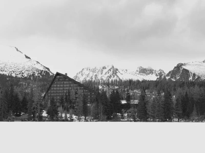 Wypadek na nartach. 8-latek spadł z kolejki linowej