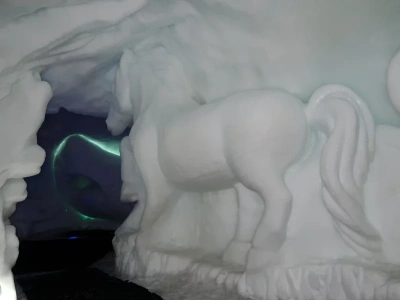 Ta atrakcja będzie hitem ferii. Labirynty z lodu i górka saneczkowa