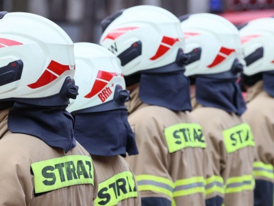 Potężny pożar w polskim mieście. Nie żyje jedna osoba, w akcji wiele służb