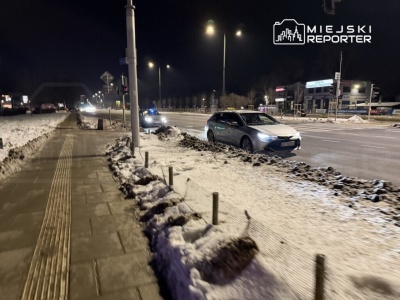 Potrącenie na pasach na Modlińskiej. Piesza trafiła do szpitala