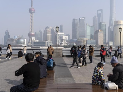 Gospodarka Chin zwalnia. Wzrost PKB najniższy od trzech lat mimo realizacji celu Pekinu