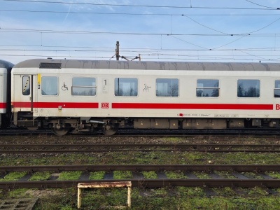 Używane wagony gastronomiczne z Niemiec dotarły do Polski