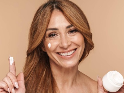 Ten krem z jadem węża to bestseller! Genialnie spłyca zmarszczki i nawilża skórę. Teraz taniej