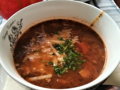 Zapomnij o klasycznych flaczkach. Te biją je na głowę. Jeden składnik robi ogromną różnicę