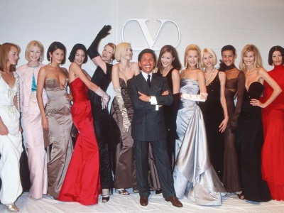 7 cytatów Valentino Garavaniego, które każda elegantka powinna znać na pamięć. „Ostatni cesarz mody” nie owijał w bawełnę