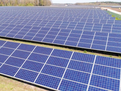 Fotowoltaika napędzi rafinerię w Płocku. Orlen stawia 40 MW nowych mocy