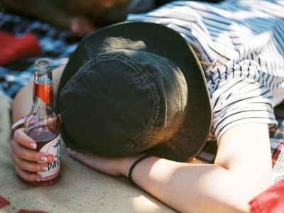 Jest jedna rzecz, która łączy Kościół i Lewicę: walka z rozpijaniem Polaków