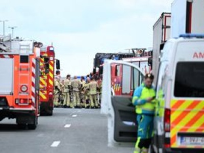 Groźny karambol w Belgii. Polska ciężarówka zmiażdżona