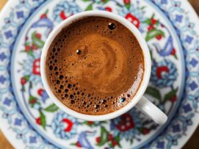 Taka kawa to porządna dawka energii na kilka godzin. Nie ma smaczniejszej i bardziej aromatycznej