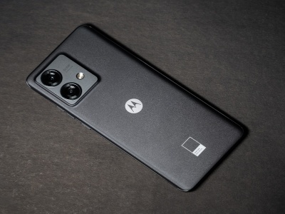 Motorola Edge 70 Fusion zawstydzi iPhone'a 17e. Mocne trzewia i bateria