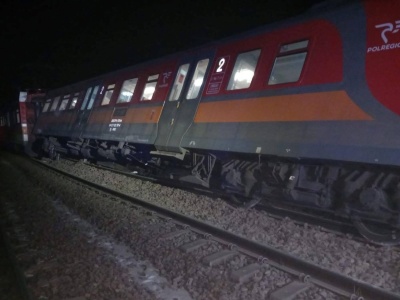 Poważne utrudnienia na kolei po wykolejeniu pociągu