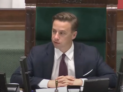 Artykuł redaktor Wielowiejskiej jest głupi i powiela złą praktykę referowania… plotek