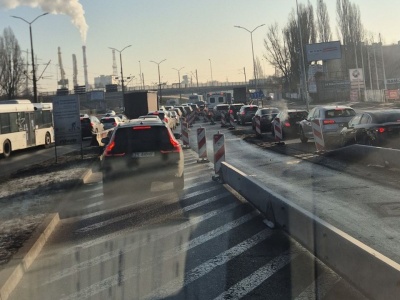 Kolizja na ul. Gdańskiej. Tworzą się duże korki