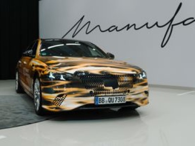 Zbliża się odświeżona Klasa S. Mercedes zdradza kolejne szczegóły