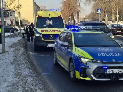 Potrącenie na pasach w Słupsku. Poszkodowany senior trafił do szpitala