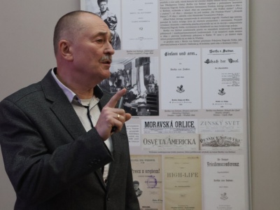 Sztuczna inteligencja była tematem pierwszego tegorocznego wykładu MUR-u. Bogdan Ficek mówił o możliwościach jej zastosowania