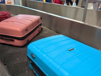 Miał w torbach 361 nielegalnych pamiątek. Złapali go na Lotnisku Chopina