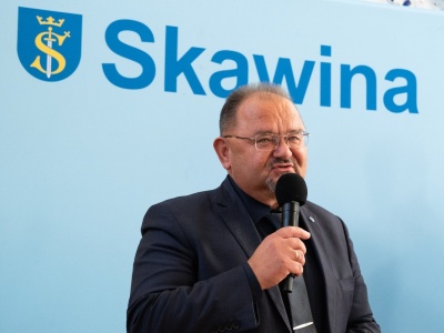 „Smog przyszedł z zewnątrz”? Prezydent Krakowa obwinia sąsiadów, Skawina odpowiada liczbami