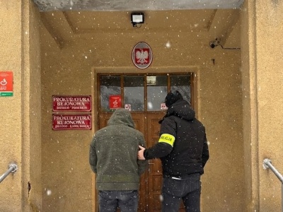 ​Chcieli 240 tys. dolarów haraczu. Braciom grozi do 10 lat więzienia