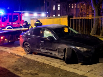 Zderzenie aut na skrzyżowaniu ulic Lotniczej i Pancernej (FOTO)