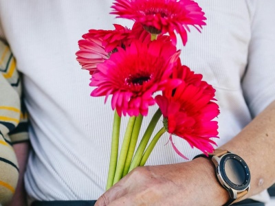 Życzenia na Dzień Dziadka bez banałów. Sprawdzone teksty do kartki i SMS-a