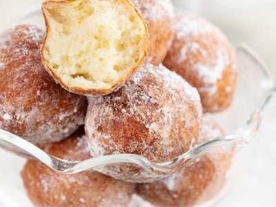 Mini pączki ze skyrem