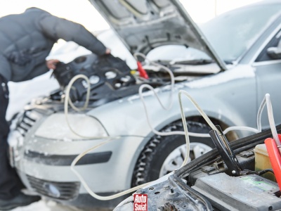 Jak nie zabić akumulatora zimą: skuteczne porady dla kierowców