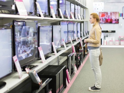 Kupiłeś nowy telewizor? Masz 14 dni na dopełnienie formalności, inaczej kara prawie 1000 zł