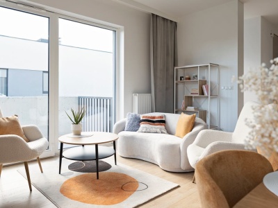 Lepiej od razu wyrzuć te dekoracje. Eksperci radzą, czego unikać we wnętrzach