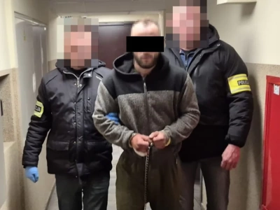 Nożownik z Łukowa w tymczasowym areszcie. Odpowie w warunkach recydywy (film z zatrzymania)