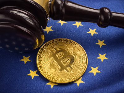 Koniec kryptokantorów. OKX: Po MiCA wygra standard bankowy