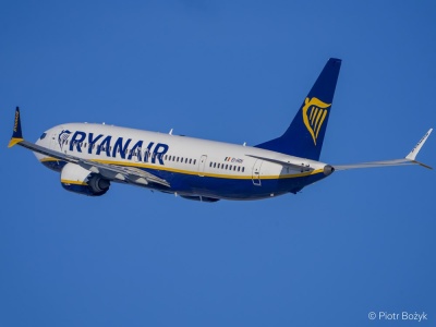 Ryanair nie wdroży WiFi w samolotach