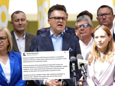 Hołownia prosi o spokój w swojej partii, boi się, że walka o władzę rozerwie ją od środka