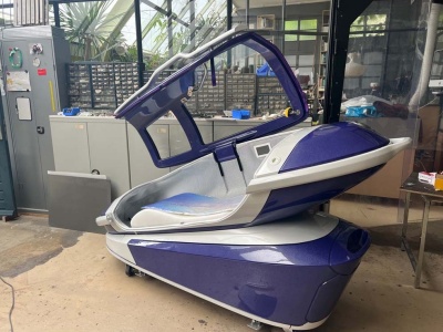 AI jako sędzia ostateczny? Kontrowersyjny test psychologiczny w kapsule Sarco