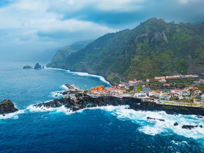 Kompletny plan na Maderę ⛰️☀️ Loty, 4* hotel i auto za 1366 PLN 🌊🚗