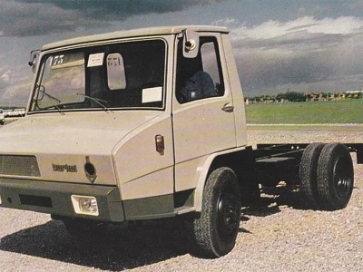 Ciężarówka, która miała być komfortowa jak Citroën DS. Oto Berliet Stradair