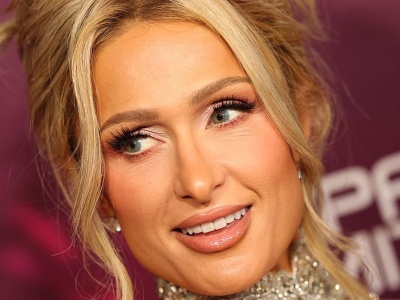 Paris Hilton niczym księżniczka Disneya. Hit czy kicz?