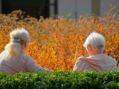 Zaskakujące korzyści Karty Seniora. Często osoby starsze o nich nie wiedzą