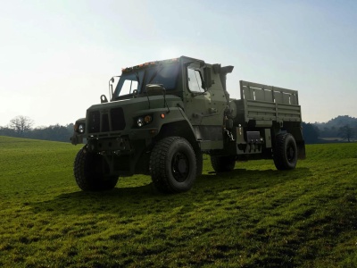 Oshkosh Defense dostarczy kolejne ciężarówki FMTV A2 LVAD
