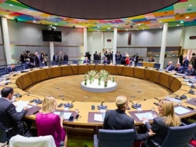 UE zwiększa zaangażowanie w Grenlandii. Przywódcy chcą nowych inwestycji i wzmocnienia wojskowego