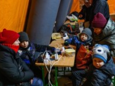 Kliczko apeluje o opuszczenie Kijowa, gromadzenie wody. Warszawa wysyła pomoc