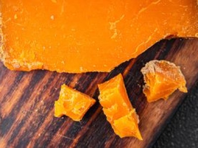 Ma piękną barwę i orzechowy posmak. To świetne źródło białka i wapnia dla zdrowych kości oraz zębów