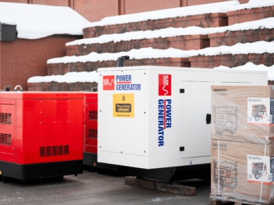 Warszawa wysyła wsparcie dla Kijowa. Agregaty prądotwórcze pomogą w walce z zimą