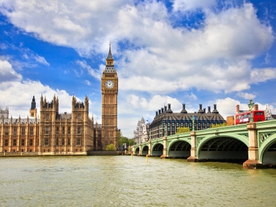 100 ton tłuszczu pod Londynem. Zużyty olej kuchenny, który zamienił się w fatberg