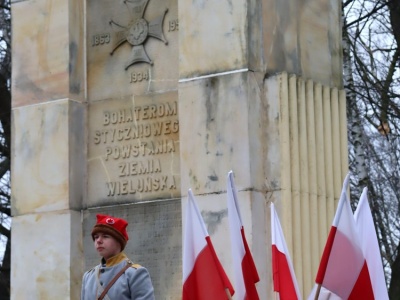 Wieluń uczcił kolejną rocznicę wybuchu powstania styczniowego (zdjęcia)
