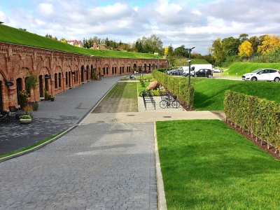 Groteskowa sytuacja w Warszawie. Wejście do parku tylko z kartą wstępu?