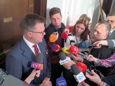 Szymon Hołownia i jego partia toną. Oto co ich podzieliło