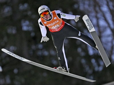 Domen Prevc liderem na półmetku MŚ. Piotr Żyła najlepszym z Polaków