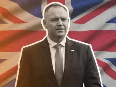 Angielski Nawrockiego obśmiany po Davos. To jednak nie on powinien się wstydzić